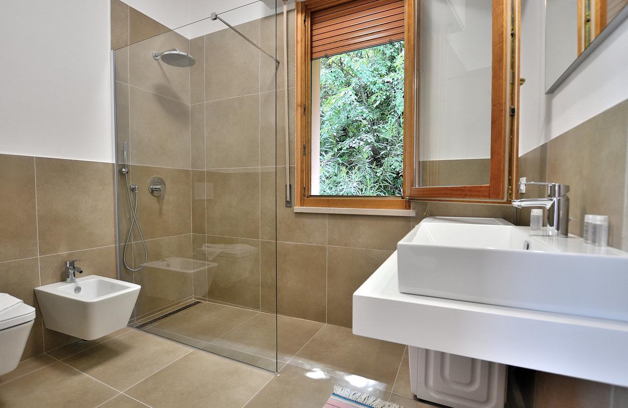 Residenza Candor With Pool Malcesine Ngoại thất bức ảnh